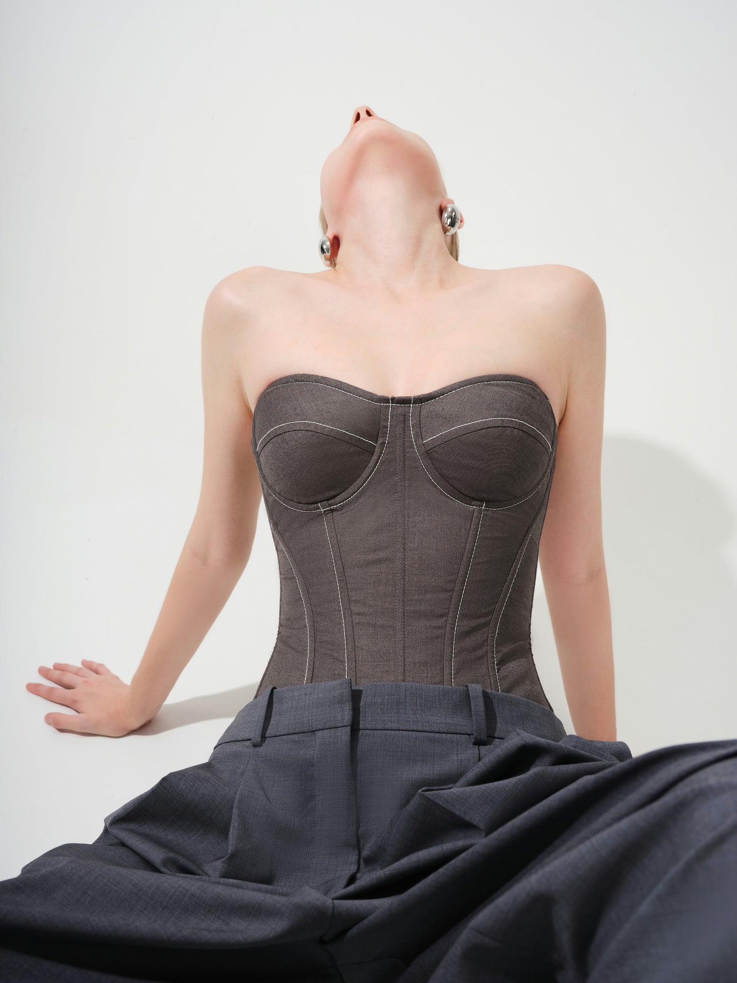 GREY STRAPLESS CORSET TOP